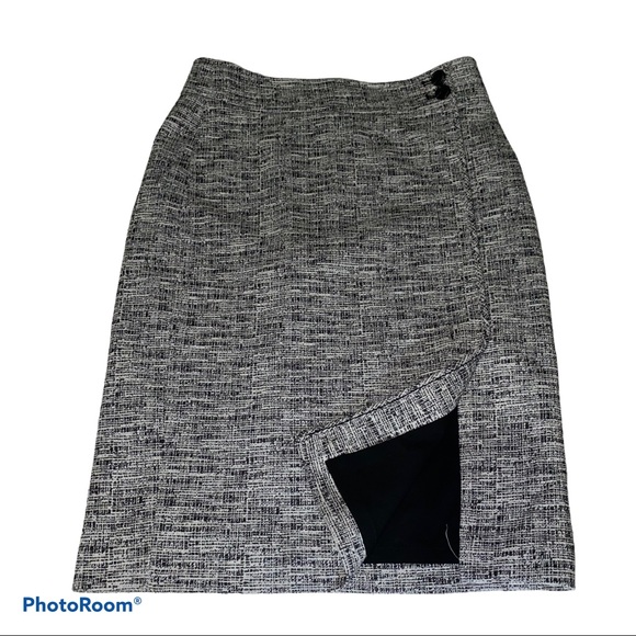 ANN TAYLOR Pencil Skirt - Picture 3 of 5